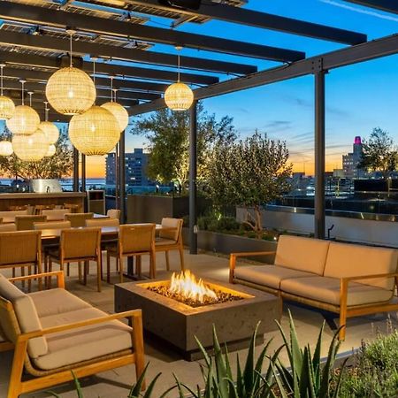 Trendy Urban Getaway Rooftop Pool And Gym Apartment Los Angeles Exterior photo